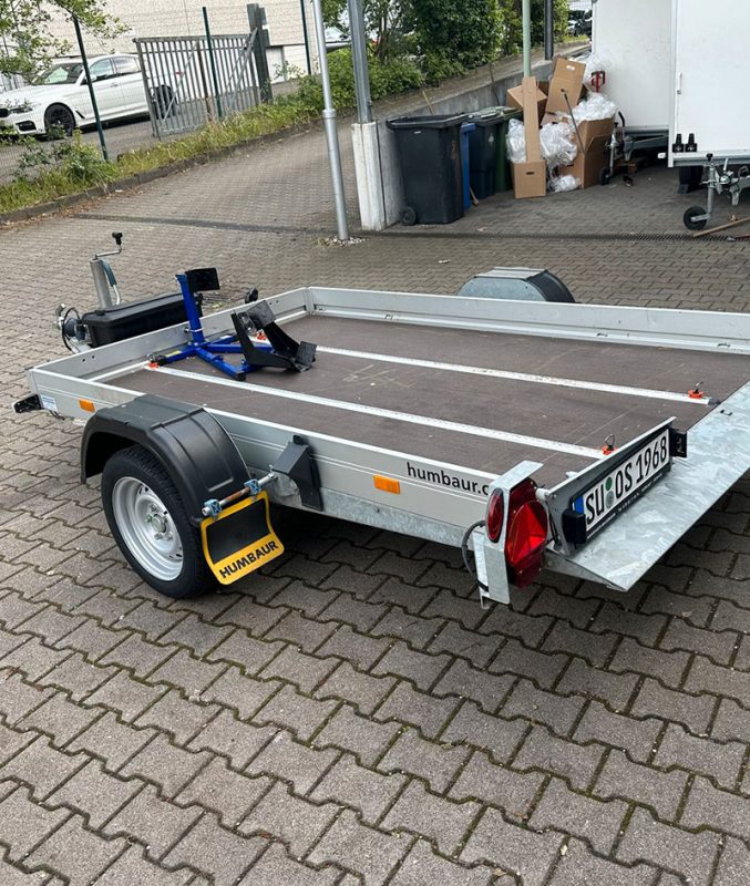 Profi Anhänger 1.8T | Absenkbar | Motorradanhänger mieten